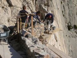 construction du parapet de la brèche