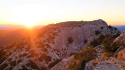 Sainte-Victoire, le jour se lève...