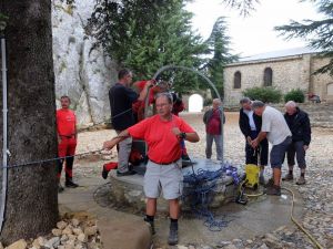 Yves assure, Marc et Maurice préparent le Karcher