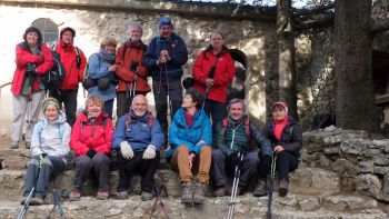            Les Aepistes devant le Logis                                                                 