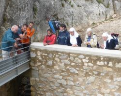 Jean Cathala explique la construction du Prieuré in situ