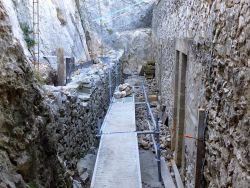 La passerelle permet de travailler à bonne hauteur