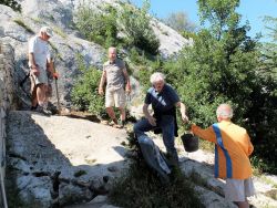 Et Francis le passe à Sauveur