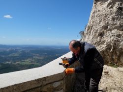  Trous sur le parapet