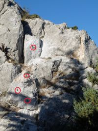 Vue rapprochée des rochers « en domino » 