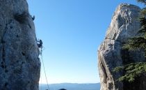 Jeudi 4 octobre 2018, confortement des falaises (suite) et travaux divers au Prieuré