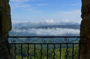 parfois, des nuages...