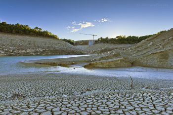 Novembre 2017, le fond de la retenue du barrage, vu par Georges Flayols