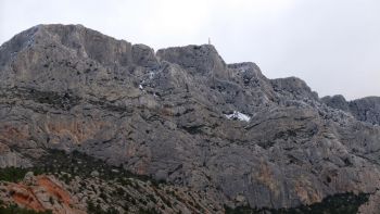 Sur la face sud de la montagne, très peu de neige !