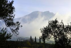 Nuages sur Sainte-Victoire 