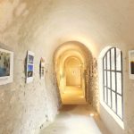 Exposition dans le cloître : Sainte-Victoire insolite