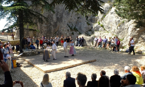 2026-04-26-roumavagi