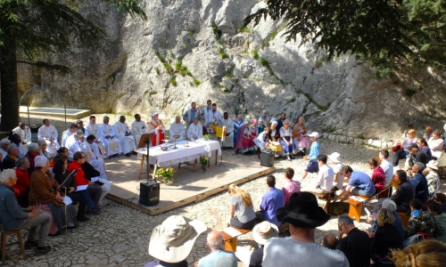 2026-04-26-Roumavagi