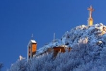 la-montagne-sainte-victoire-sous-la-neige_ib9