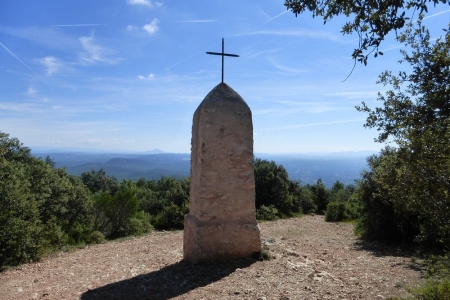 zoom_descente-du-pic-des-mouches-vers-le-puits-d-auzon_ib8