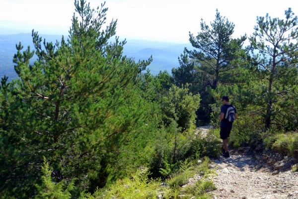 zoom_descente-du-pic-des-mouches-vers-le-puits-d-auzon_im6