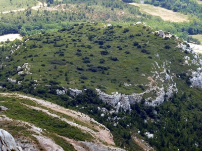 zoom_la-montagne-zoom-l-oppidum-d-untinos_im2