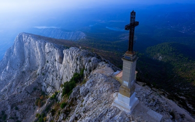 zoom_la-montagne-zoom-la-croix-de-provence_ic19