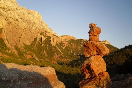 zoom_le-sentier-du-trou-en-descente-1_ia15