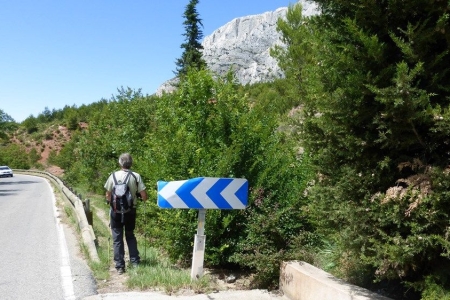 zoom_le-sentier-du-trou-en-descente_ia11