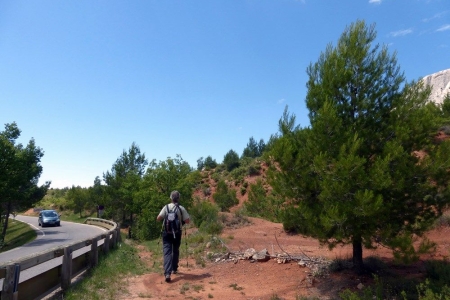 zoom_le-sentier-du-trou-en-descente_ib11