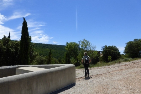 zoom_le-sentier-du-trou-en-descente_ib8
