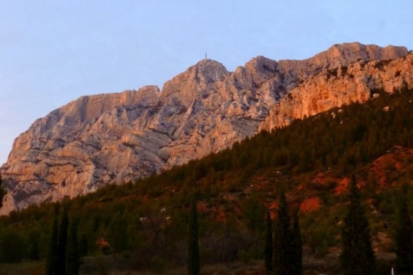 zoom_le-sentier-du-trou-en-montee-1_ia15