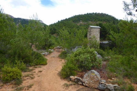 zoom_le-sentier-du-trou-en-montee_ia11