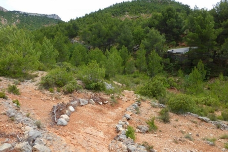 zoom_le-sentier-du-trou-en-montee_ia12